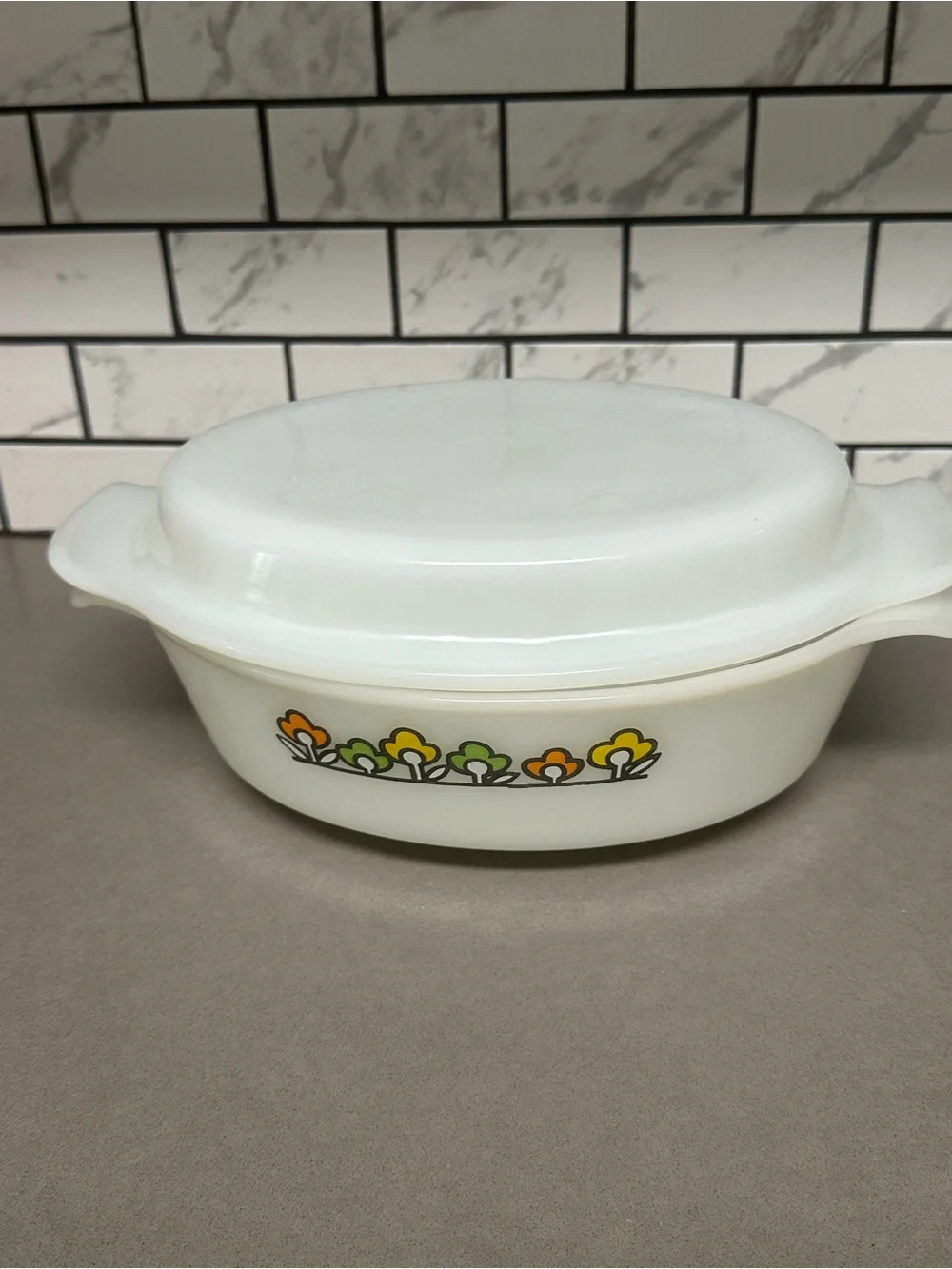 Vintage Anchor Hocking fire king Summerfield pattern casserole  dish with lid